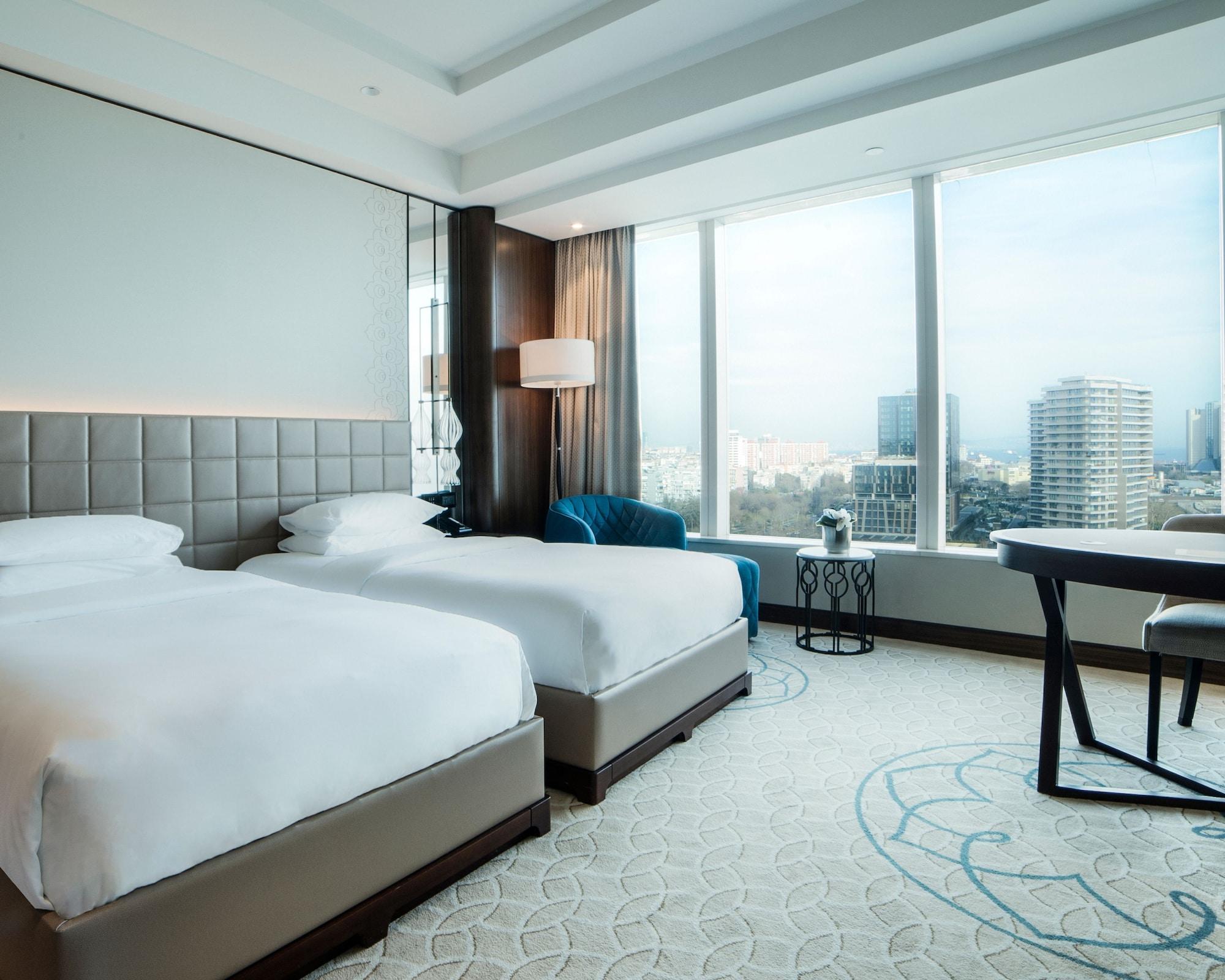 Hotel Hyatt Regency Atakoy 5*